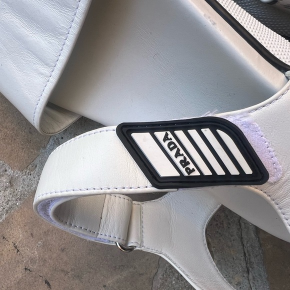 Like new white leather Prada platform sandals - Picture 2 of 5